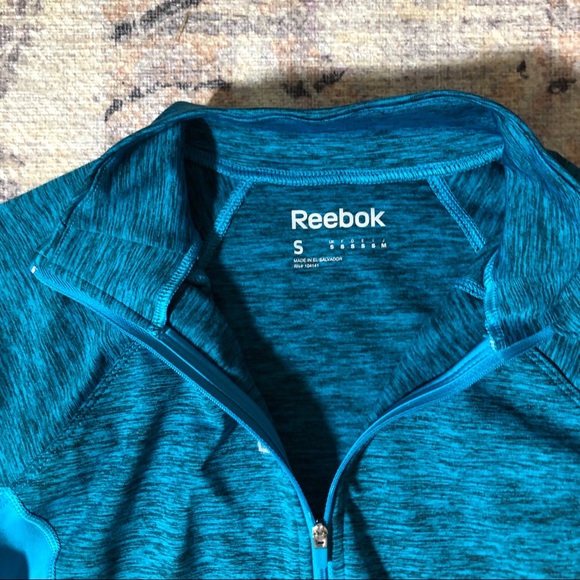 Reebok Long Sleeve Spandex Shirt with Thumb Holes - Picture 3 of 7